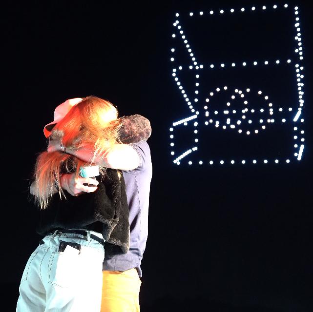 Drones em Forma de Alianças